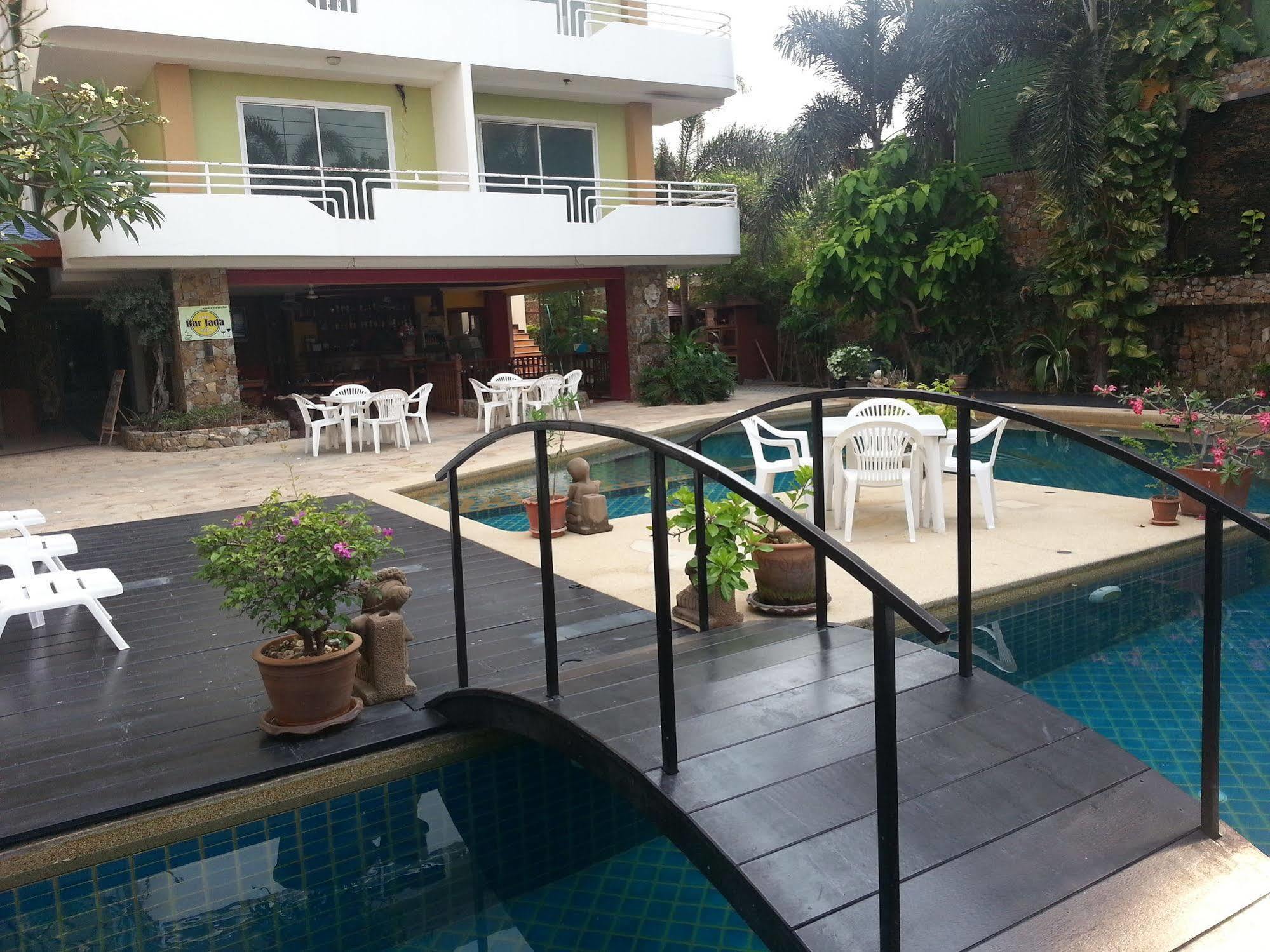 Daisy Residence Jomtien Beach Exteriör bild